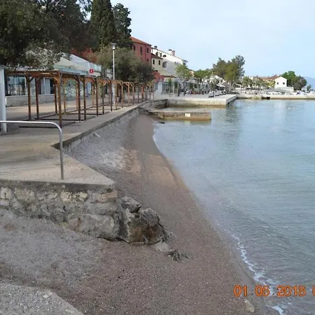My Paradies - Penthouse*** Apartman Njivice